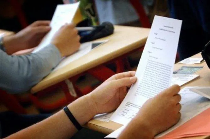 Ministerul Educației propune ca, în 2027, examenele naționale să fie organizate mai devreme