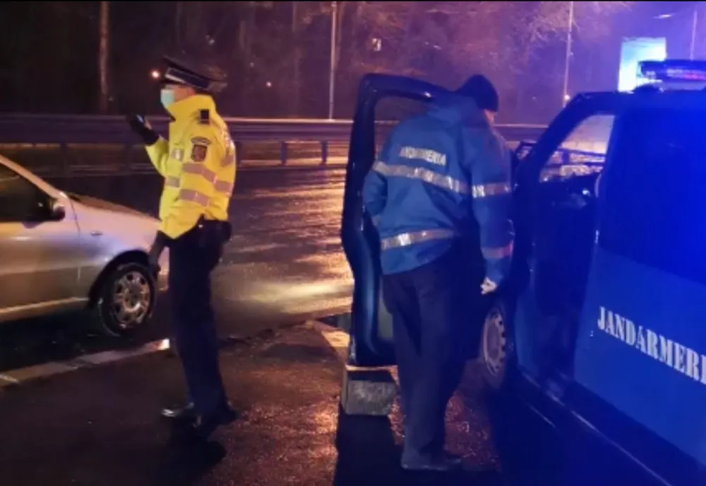 Razii de amploare după ce ieșirile nejustificate din casă au fost interzise de la ora 22.00