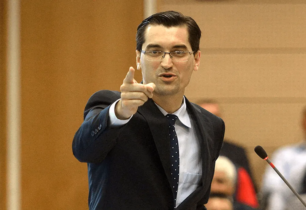 EXCLUSIV | Membru din FRF, demis pentru că era prieten cu Mircea Sandu: “Au spus că sunt protejatul lui și m-au dat afară!”