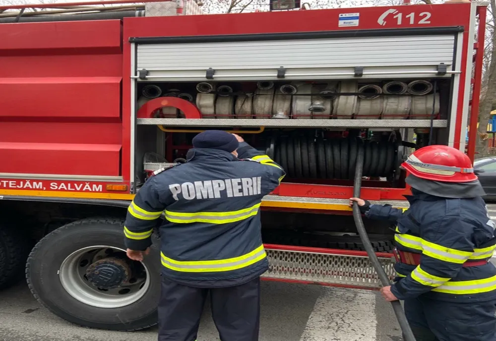 Explozie PUTERNICĂ la o fabrică de pavele de Vâlcea, soldată cu doi morți
