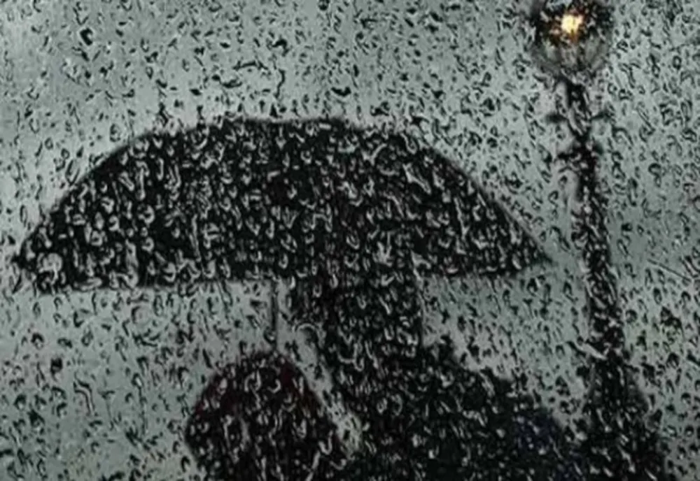 RO-ALERT Cod portocaliu de averse, grindină şi descărcări electrice în BUCUREȘTI