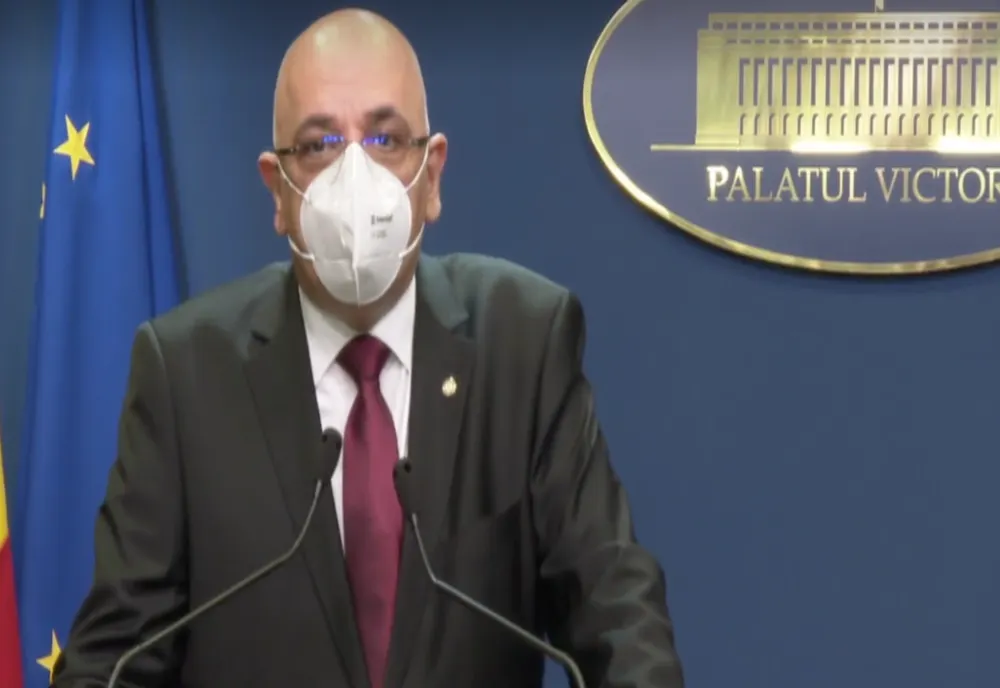 RELAXĂRI de restricții în România! Când NU vom mai purta mască în interior. Anunțul lui Arafat