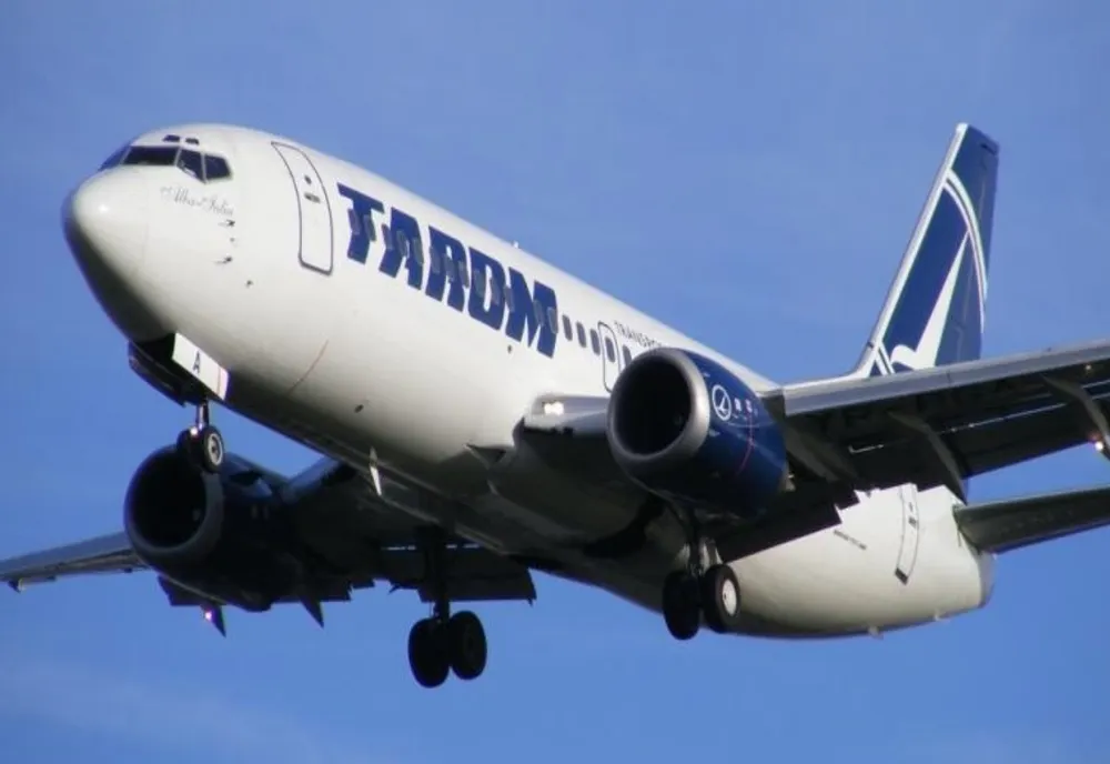 Angajații TAROM amenință cu GREVA - Ce zboruri ar putea fi anulate | Anunțul premierului - VIDEO