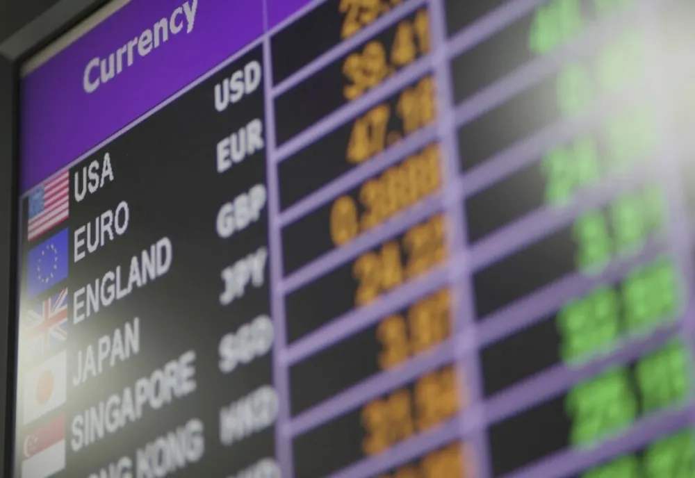 Curs valutar BNR, 31 august 2026. Euro și dolarul au crescut
