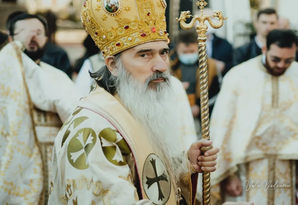 ÎPS Teodosie după incendiul de la Palatul Arhiepiscopal "Credincioşii ne ajută, suntem interesaţi să fie solidari"
