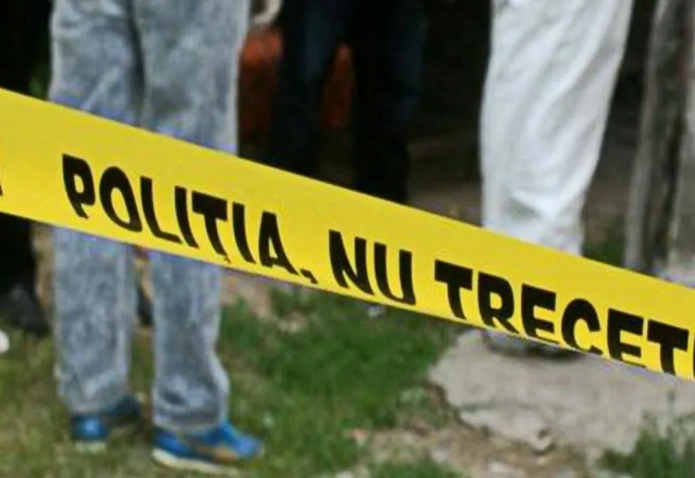 Un tânăr a fost găsit mort într-o ghenă din București