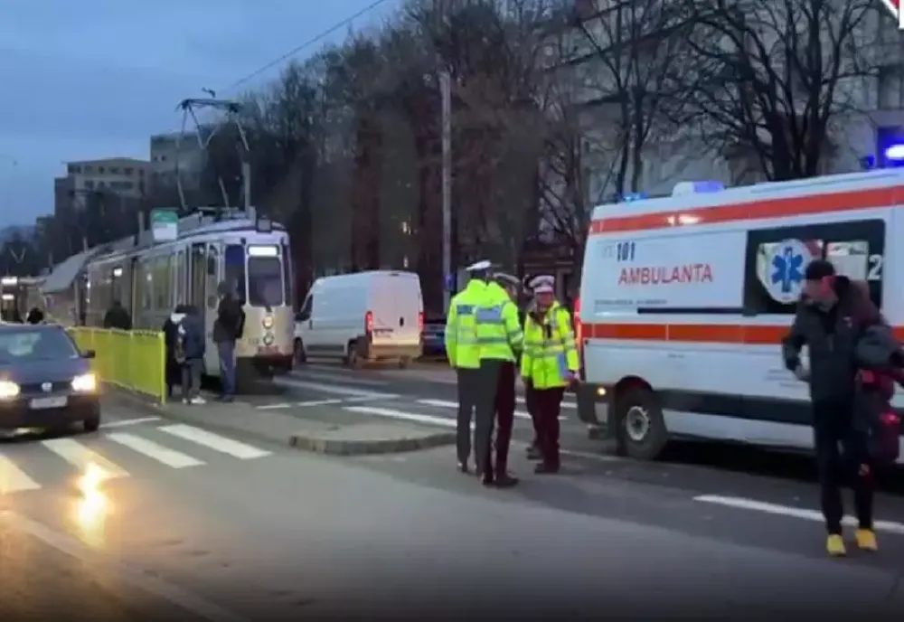 ADOLESCENTUL DE 13 ANI CARE A ÎNJUNGHIAT UN BĂRBAT ÎNTR-O STAȚIE DE TRAMVAI DIN CAPITALĂ NU REGERTĂ FAPTA