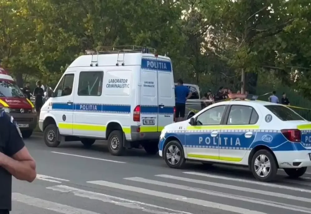 COMPLICAȚII ÎN CAZUL FETIȚEI SPULBERATE DE MAȘINĂ ÎN FAȚA PARCULUI PANTELIMON. MEDICII I-AU AMPUTAT PICIORUL