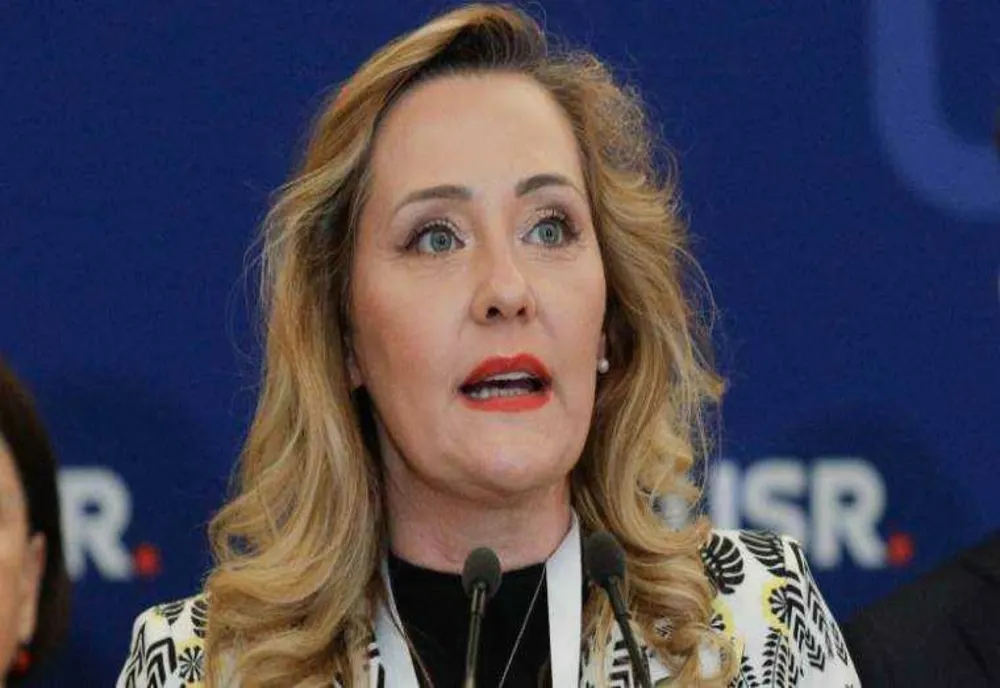 CE EXPLICAȚIE A DAT ELENA LASCONI PENTRU PROPUNEREA LUI ILIE BOLOJAN ÎN FUNCȚIA DE PREMIER. DOVEDEȘTE TOTALĂ NESERIOZITATE