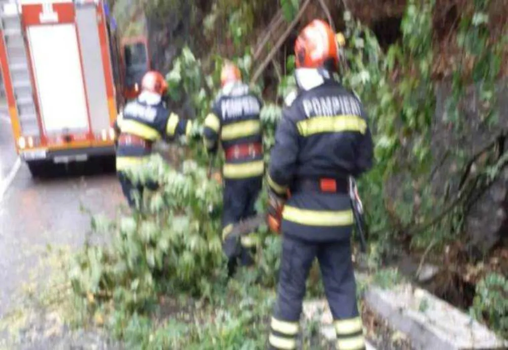 COD GALBEN DE VÂNT: INTERVENȚII ALE POMPIERILOR ISU B-IF 
