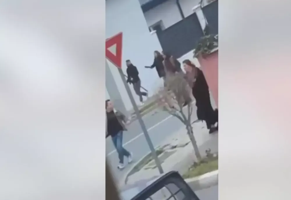 19 PERSOANE TRIMISE ÎN JUDECATĂ PENTRU ÎNCĂIERAREA DIN URZICENI, ÎN CARE DOUĂ PERSOANE AU MURIT 