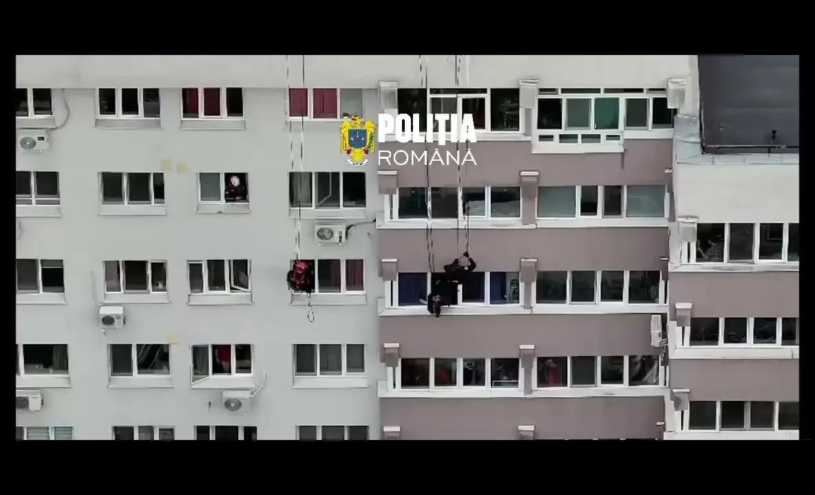 Intervenție în forță a poliției în București: o femeie care amenința că se sinucide a fost salvată de trupele SAS și SIAS