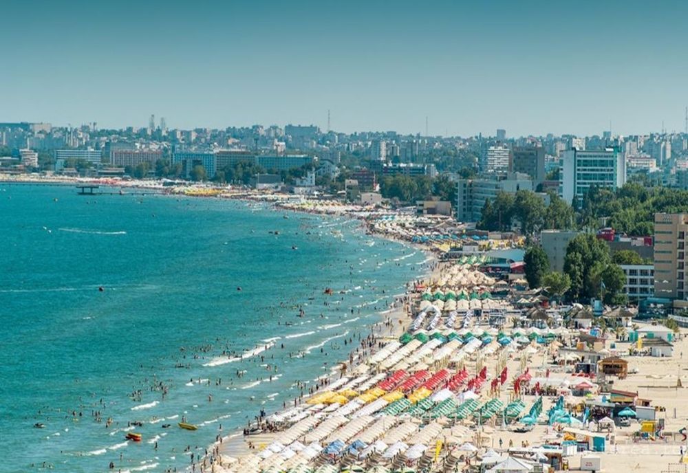 Noi reguli pe litoral. Masca obligatorie în aer liber, între orele  18.00-24.00