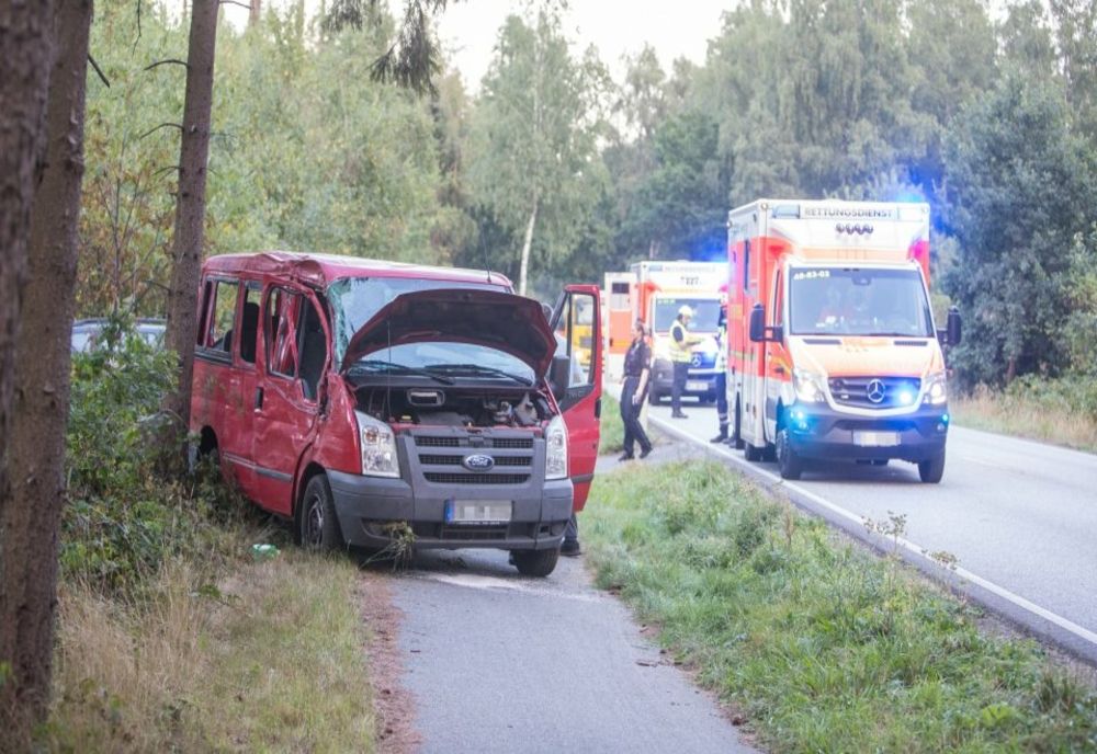 Șase români, între care doi copii, au fost implicați într-un accident grav, pe o autostradă din Germania