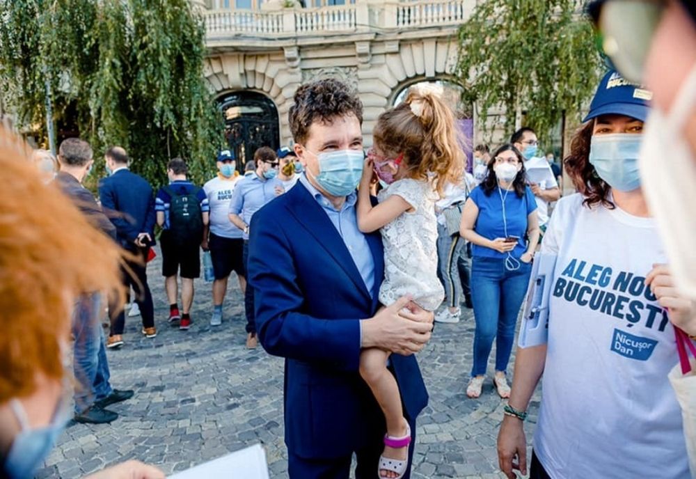 Nicușor Dan anunță că primăria nu va mai finanța târgurile de Crăciun și de Paști