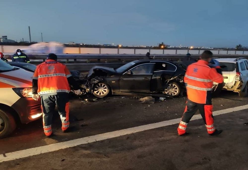 Accident în lanț, luni dimineața, pe Autostrada București-Pitești