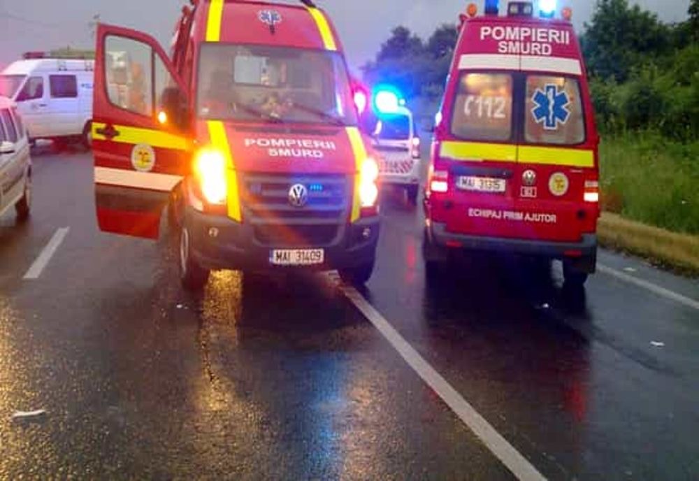 Coliziune între două autotrenuri pe Centura Bucureștiului. Două persoane au fost grav rănite