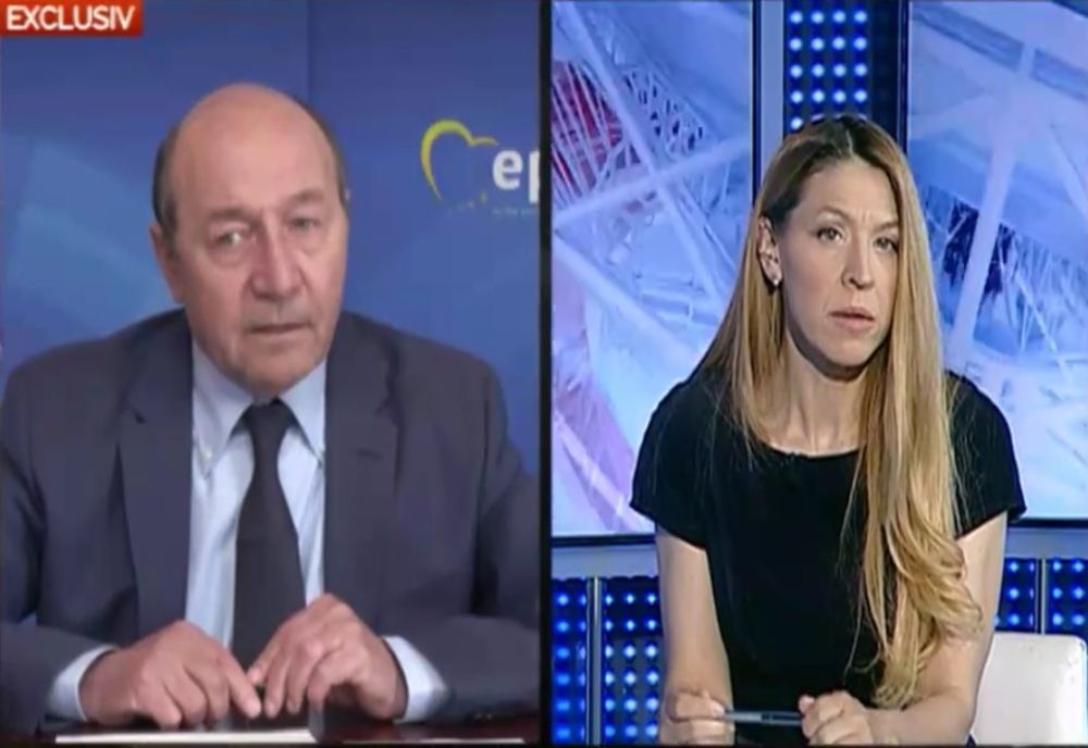 EXCLUSIV  Ce spune Traian Băsescu despre modul cum merge vaccinarea în rândul cadrelor didactice