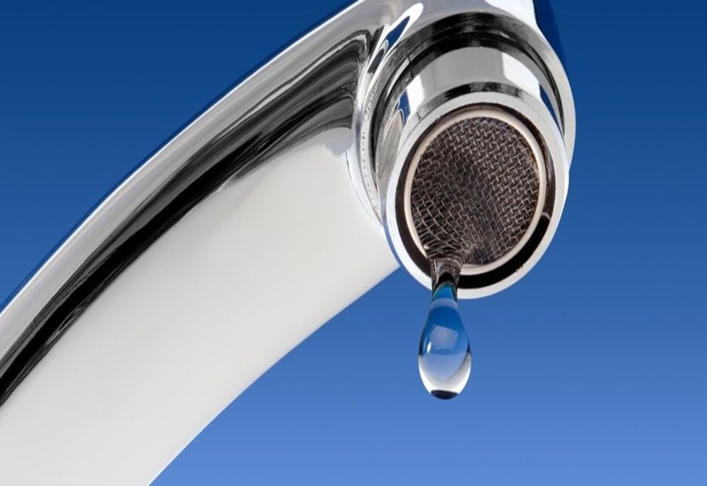 Peste 1.400 de blocuri din București au rămas fără apă caldă în plină caniculă