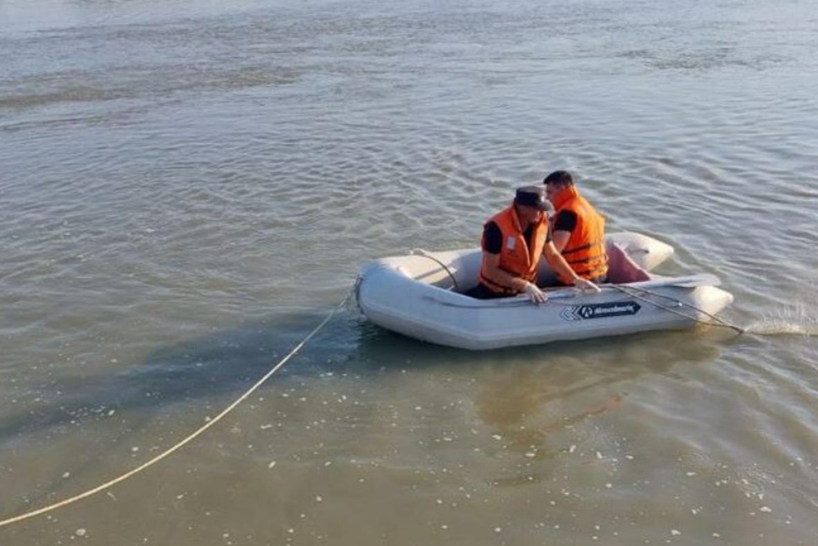 Cinci copii au fost înghițiți de apele Siretului