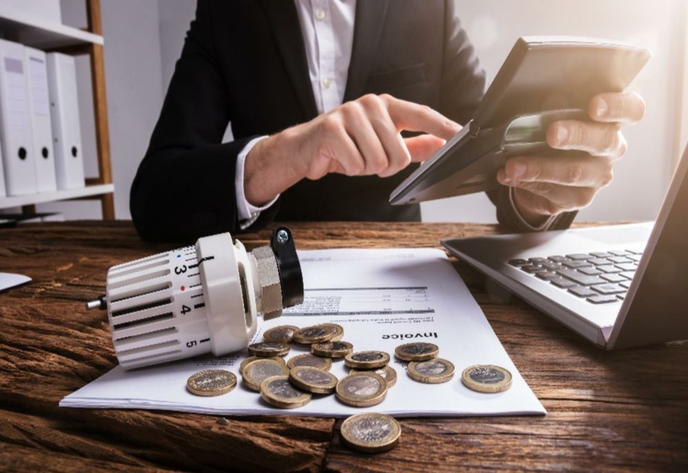 Nicușor Dan cere bani de la bucureșteni și Guvern pentru căldură și apă caldă