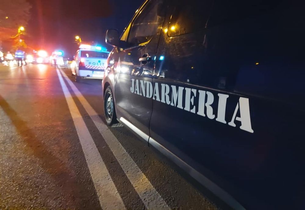 Militarul român căruia i s-a furat arma urmărea o slujbă religioasă pe telefon