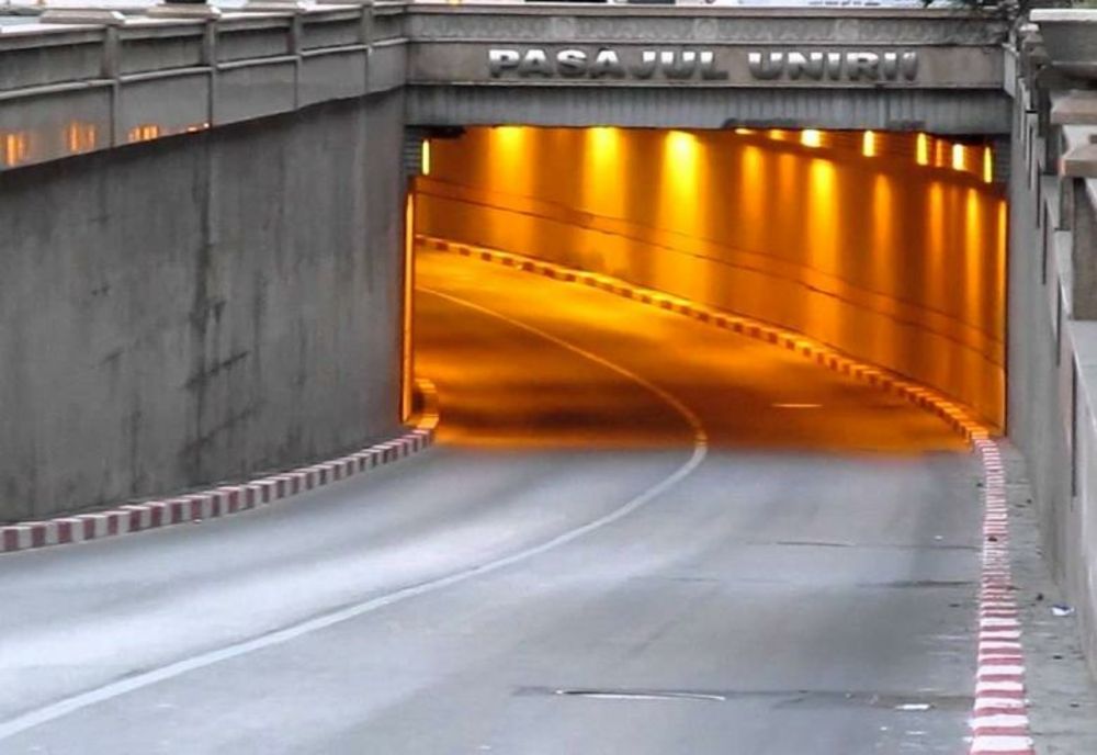 Pasajul Unirii din Capitală se închide începând de duminică, timp de două luni. Rutele alternative