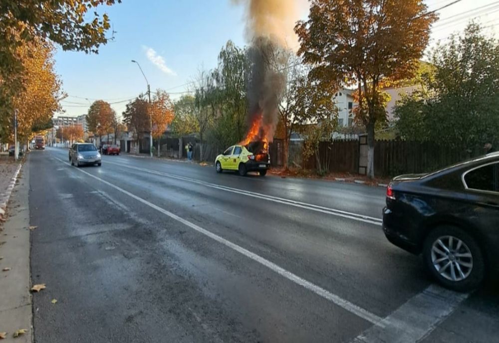 Incident grav în orașul Voluntari. Un taxi a ars ca o torță