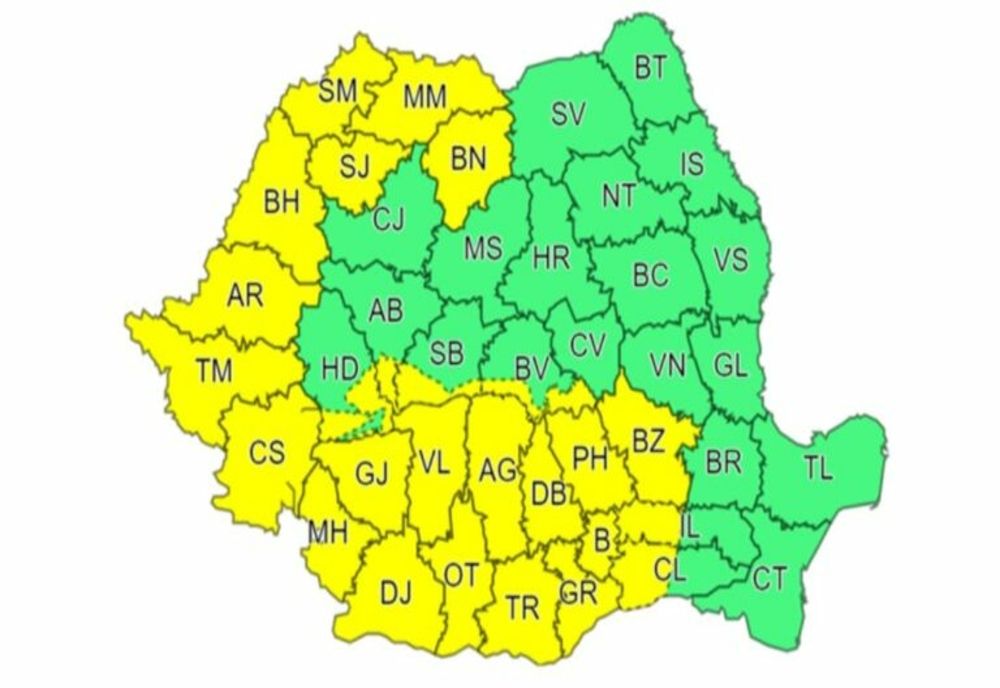 Cod galben de instabilitate atmosferică şi vânt, vineri, în jumătate de ţară