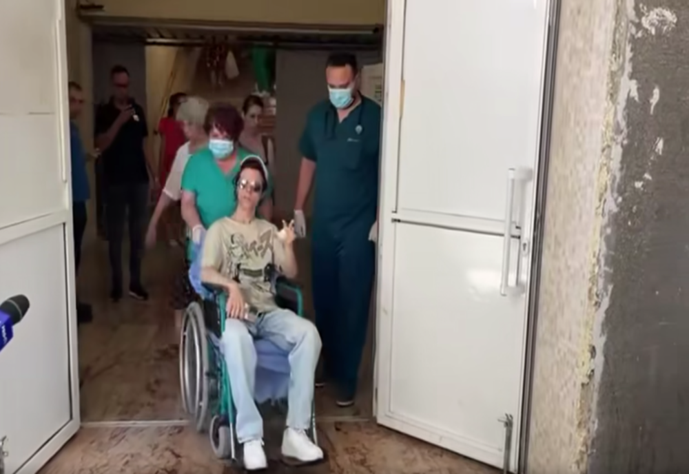 Tânărul de 19 ani înjunghiat în Grădina Botanică din Craiova a fost externat din spital