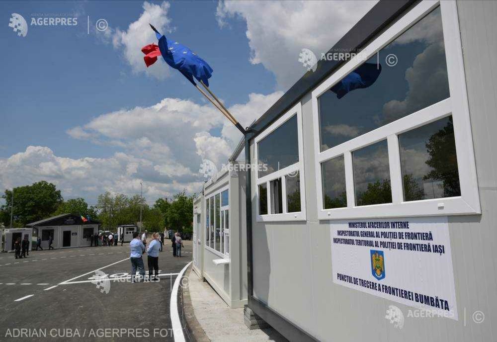 Poliţia de Frontieră: Peste 500.000 de persoane au tranzitat graniţele în ultimele 24 de ore