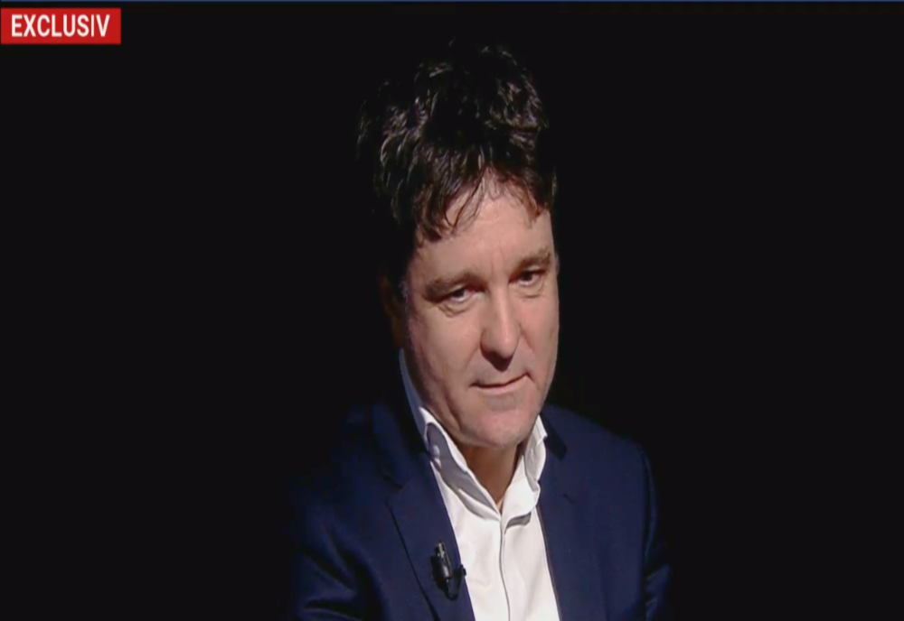 Cum a ajuns, de fapt, Nicușor Dan primar