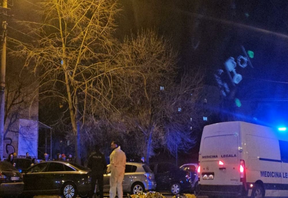 Accident groaznic în București. Un bărbat si câinele său au murit după ce au fost spulberați de un motociclist