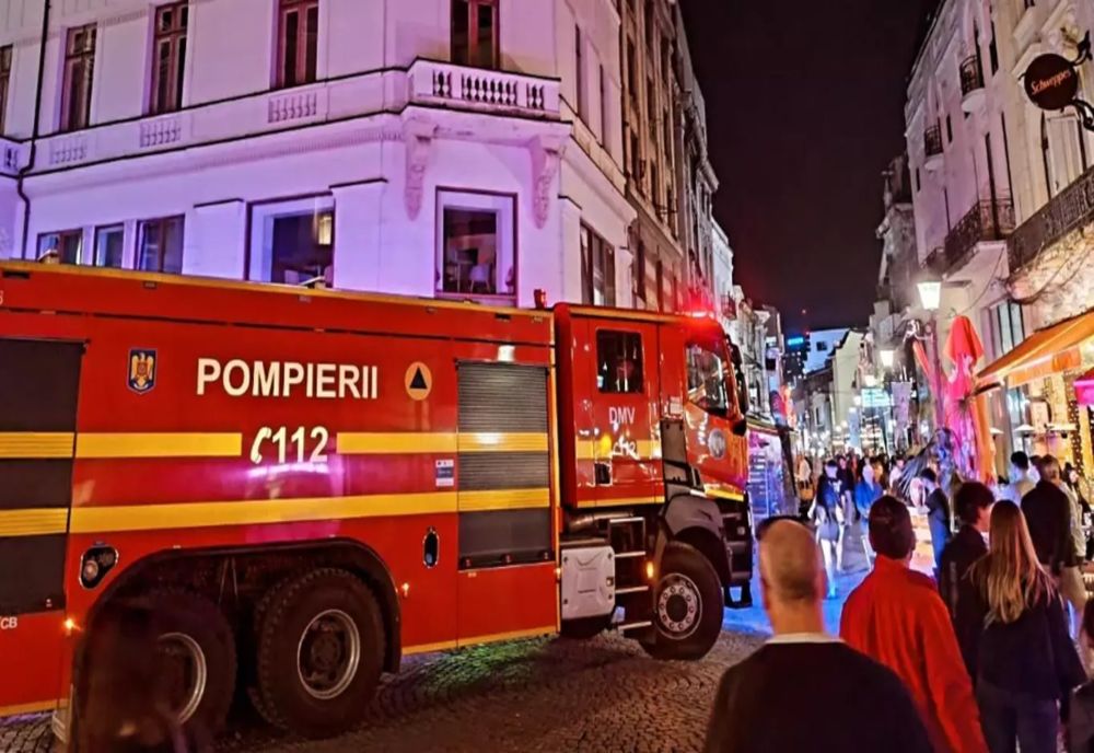 Incendiu în Centrul Vechi din București, sâmbătă seara