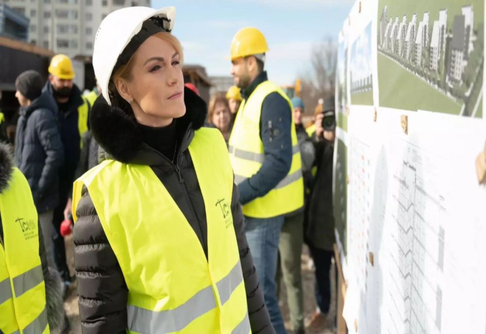 Gabriela Firea: „Blocurile sociale începute când eram primar au fost blocate. Le voi finaliza, cu sprijinul bucureștenilor”