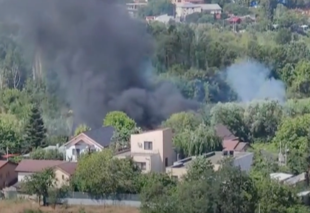 INCENDIU DE VEGETAȚIE ÎN ZONA LACULUI FUNDENI