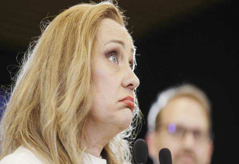 LIPSA DE ORGANIZARE A USR SPULBERĂ ȘANSELE ELENEI LASCONI LA PREZIDENȚIALE