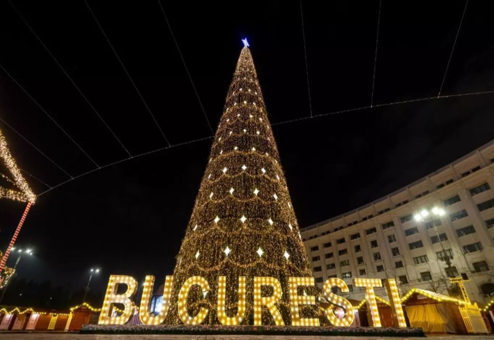 BUCUREȘTIUL INTRĂ ÎN SPIRITUL SĂRBĂTORILOR. SE APRINDE ILUMINATUL FESTIV ȘI SE VA DESCHIDE TÂRGUL DE CRĂCIUN