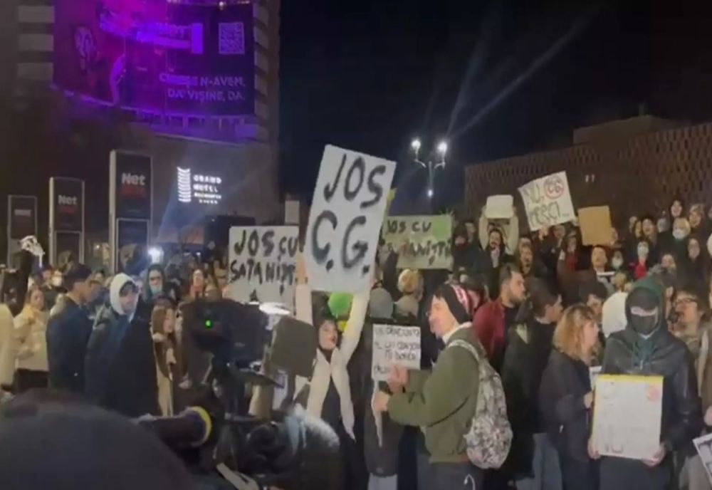 PROTESTELE AU CONTINUAT JOI SEARĂ ÎN MARILE ORAȘE ALE ROMÂNIEI