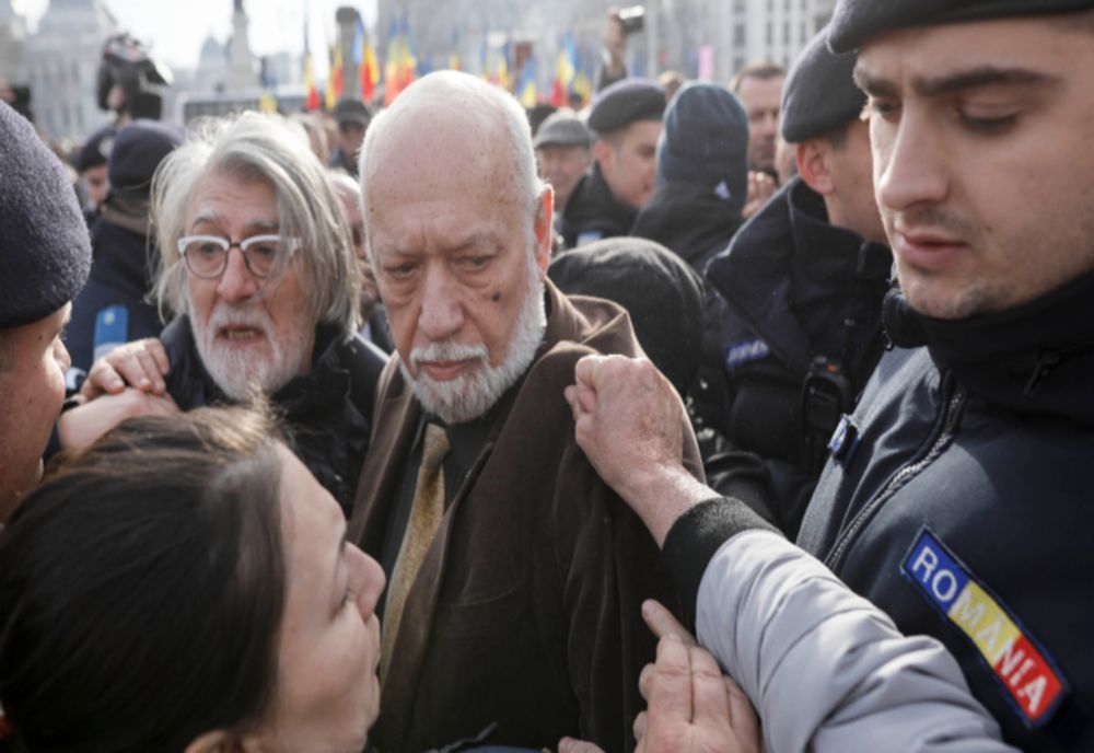 GELU VOICAN VOICULESCU, ADUS LA PARCHETUL GENERAL, PENTRU A FI INCULPAT ÎN DOSARUL MINERIADEI