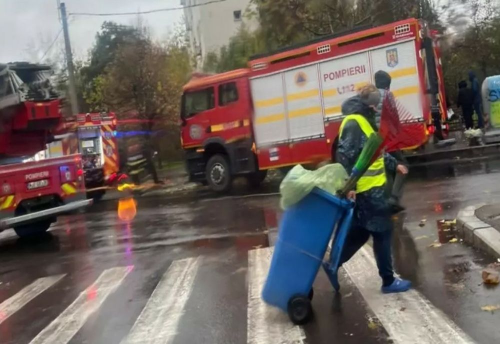 Incendiu la parterul unui bloc din Sectorul 3: o victimă cu arsuri grave, alte persoane au suferit atacuri de panică