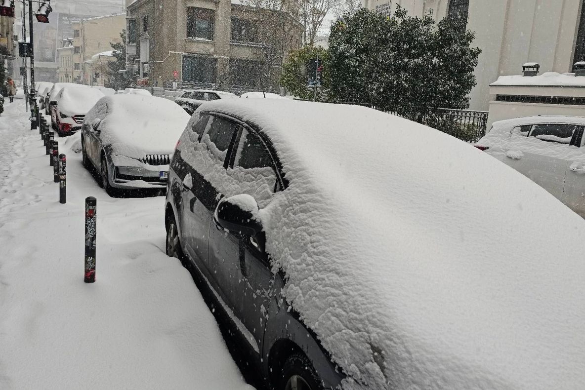 ANM anunță ninsoare puternică în Capitală: strat de zăpadă de 30-40 cm și viscol cu rafale de 55 km/h