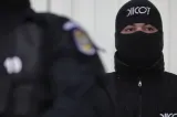 17 membri ai clanului Pian, trimiși în judecată pentru proxenetism și spălarea banilor