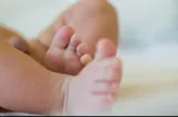 Primăria Capitalei taie din ajutoarele pentru părinți