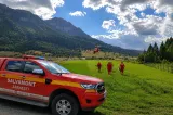 Turist de 18 ani din București, găsit decedat după o noapte de căutări pe Valea Doftanei