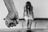 Fetiță din București, agresată sexual ani la rând de concubinul bunicii. Bărbatul a fost arestat preventiv