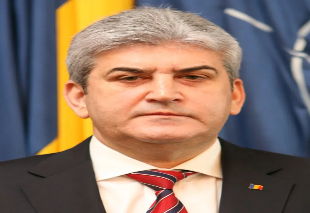Gabriel Oprea, la Realitatea PLUS: Militarii trebuie să fie pregătiți să intervină. Acum avem nevoie de specialiști, nu de oportuniști
