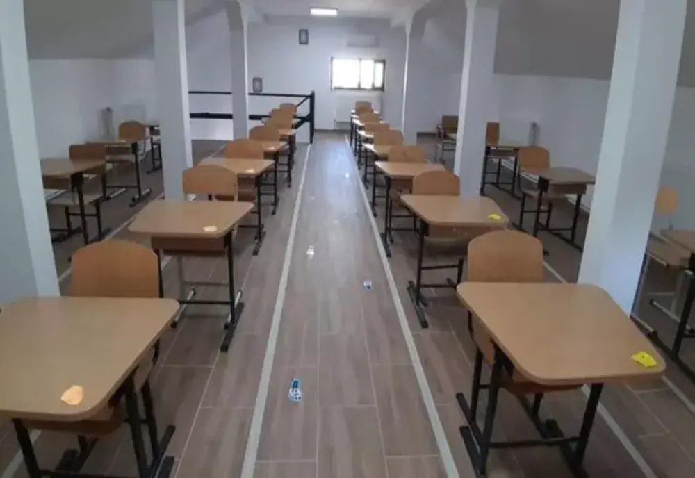Copil de clasa a IV-a din Craiova, la terapie intensivă cu COVID-19