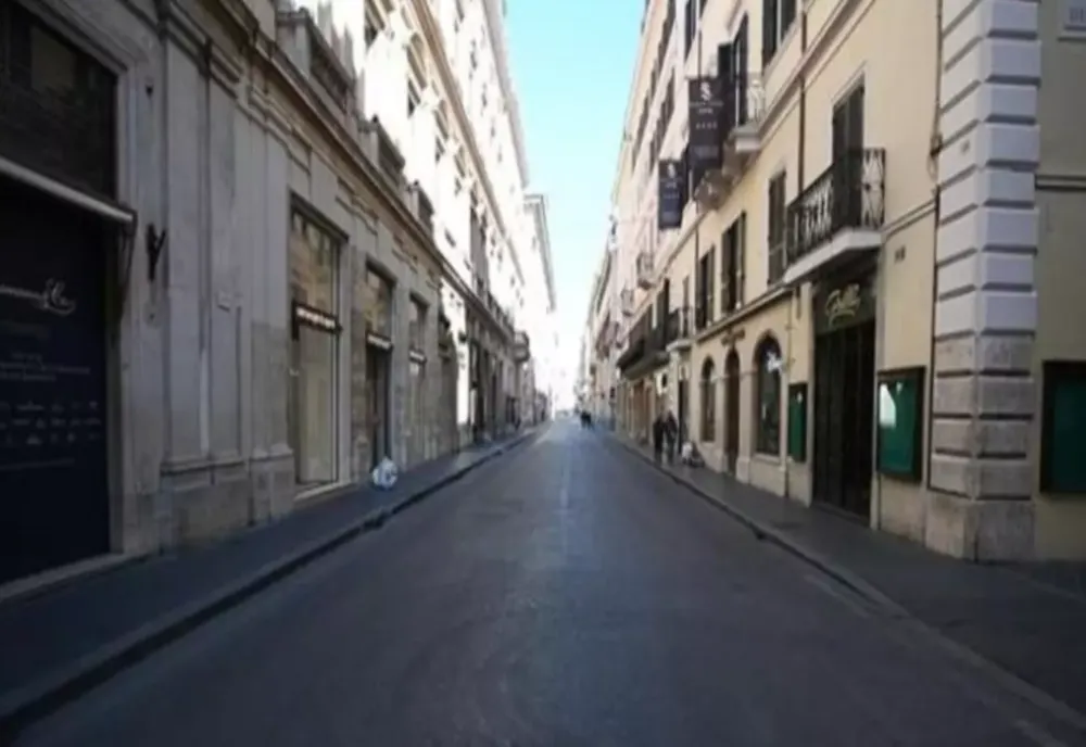 IMAGINI inedite din Roma. Cum au supraviețuit românii din Italia pe timp de pandemie - reportaj Realitatea PLUS