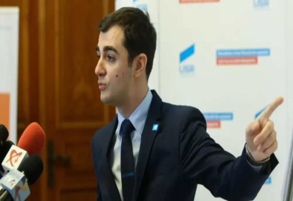 Ministrul Economiei anunță că va reduce multe posturi de bugetari